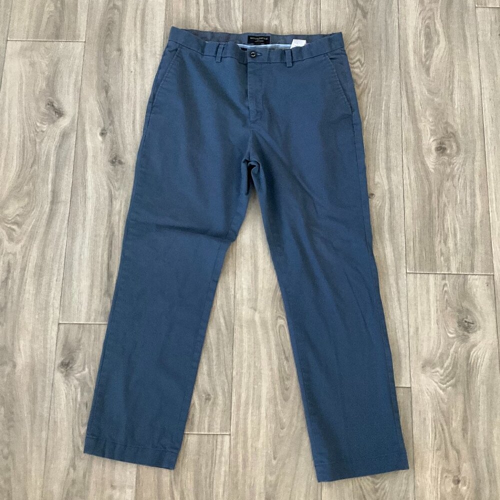 Banana Republic Pants Men's 36 x 32 Aiden Chino Trousers Flat Front - READ